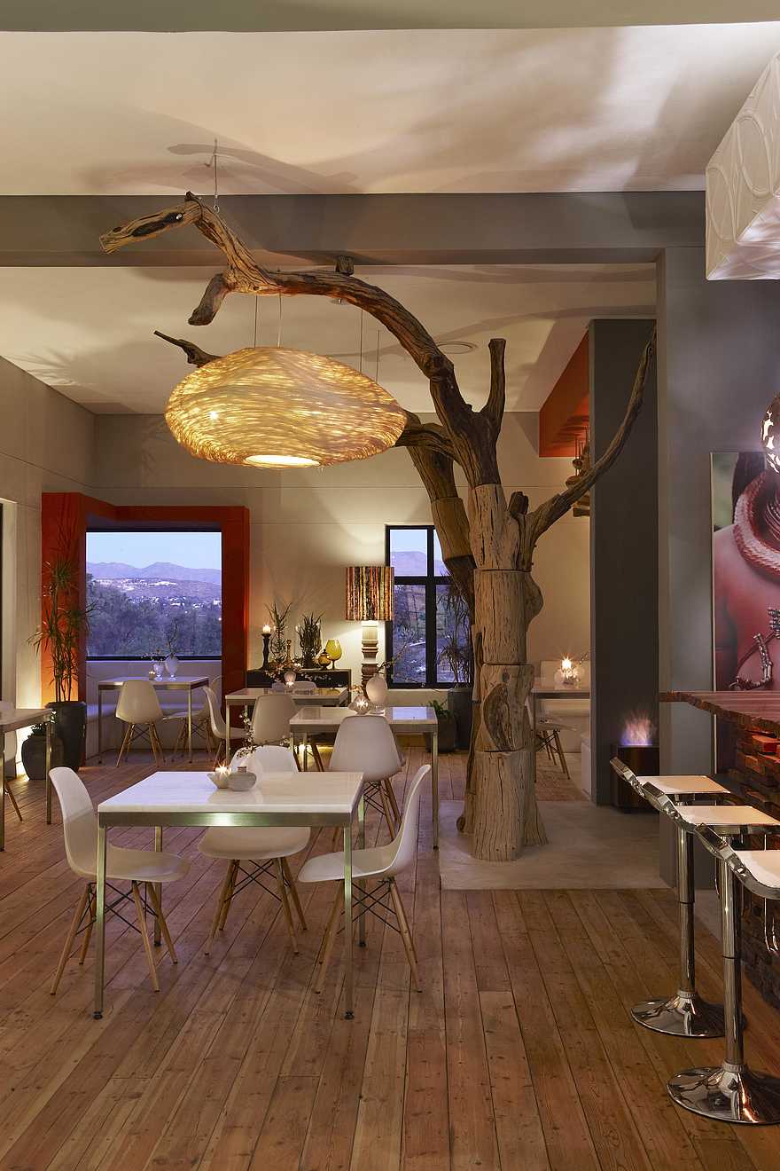 The Olive Exclusive: Restaurant - Tische und Bar The Olive Exclusive: Restaurant - Tische und Bar