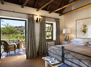 Bushmans Kloof Wilderness Lodge: Luxury Room Bushmans Kloof Wilderness Lodge: Luxury Room