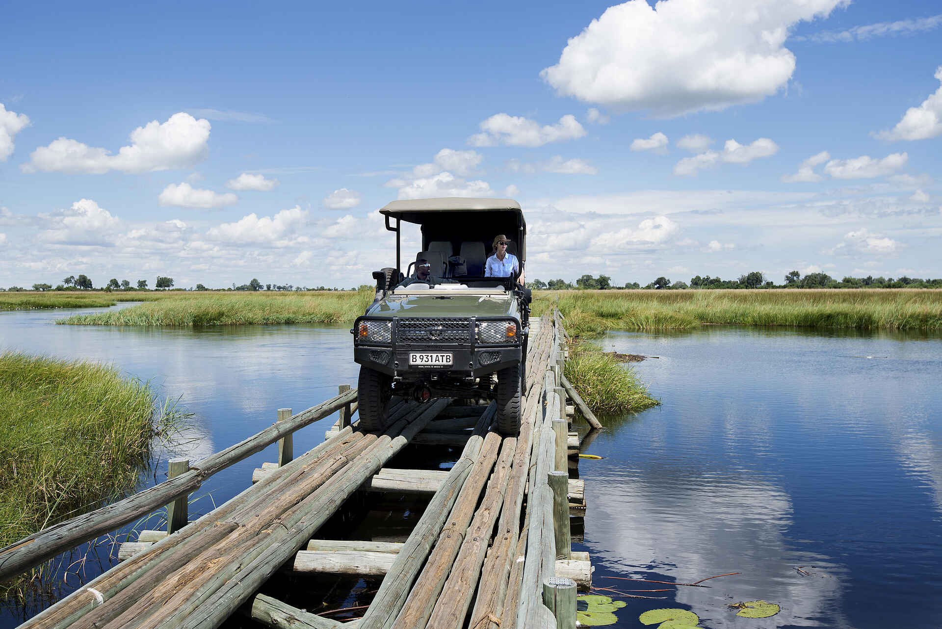 Duba Plains Camp: Über die Brücke