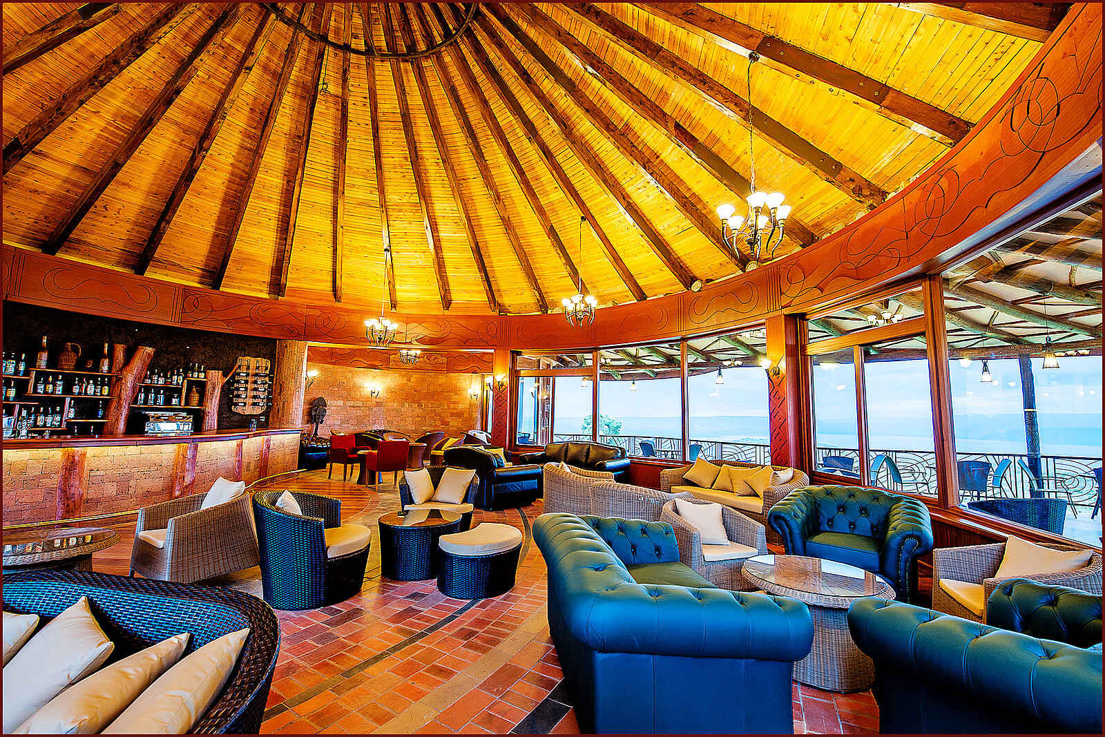 Lake Nakuru Sopa Lodge: Lounge Lake Nakuru Sopa Lodge: Lounge