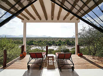 Sasaab Camp: Blick in die Ferne Sasaab Camp: Blick in die Ferne