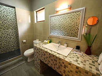 The Boma Hotel: Das Badezimmer