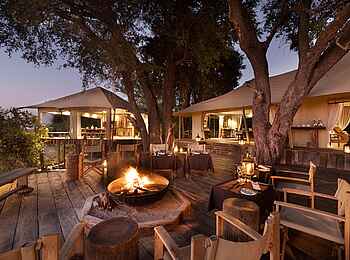 Zarafa Camp: Das Hauptdeck