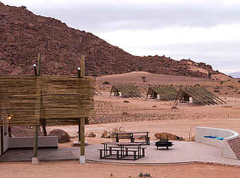 Desert Quiver Camp: Verschiedene Gästechalets