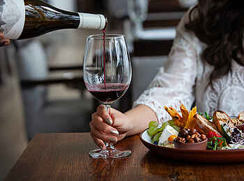 La Petite Ferme Boutique Hotel: Wein und Essen