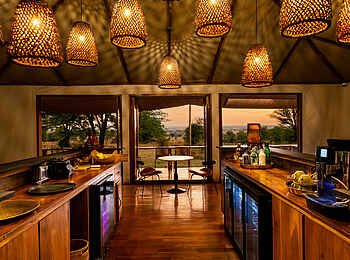 Sayari Camp: Bar Bereich