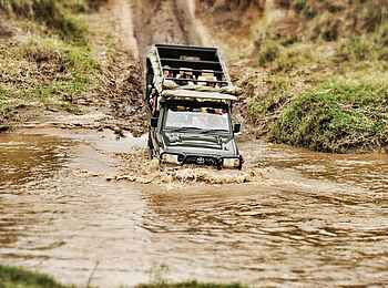 Serian's Kimya Kimya: Auf Pirschfahrt durch den Fluss Serian's Kimya Kimya: Auf Pirschfahrt durch den Fluss