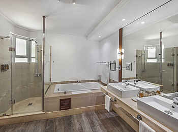Shandrani Beachcomber Resort and Spa: Deluxe Room Bad Shandrani Beachcomber Resort and Spa: Deluxe Room Bad