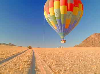 Wolwedans Dune Camp: Bunter Ballon Wolwedans Dune Camp: Bunter Ballon