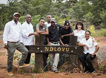 Camp Ndlovu: Ein kleines, familiäres Team Camp Ndlovu: Ein kleines, familiäres Team