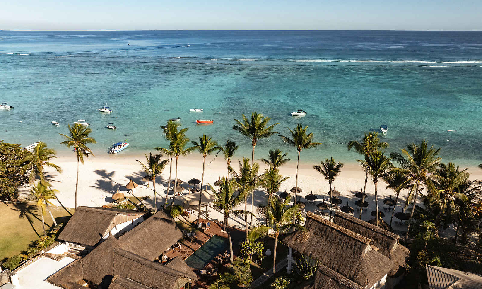 Constance Sakoa Boutik: Die Anlage Constance Sakoa Boutik: Die Anlage