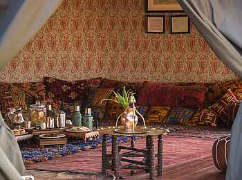 Duke´s Camp: Teil der Lounge