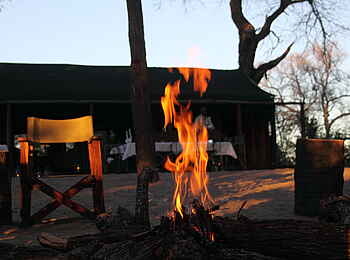 Macatoo Camp: Feuerstelle