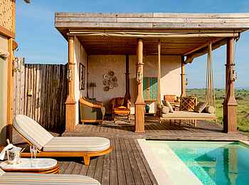 One Nature Mara River Lodge: Pool Lounge