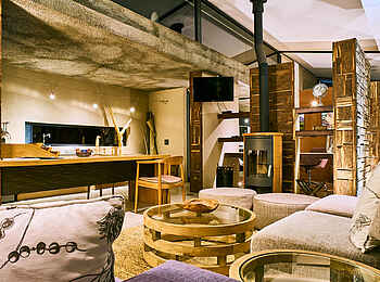 Otjimbondona Kalahari Lodge: Der Wohnbereich der Villa Kudu