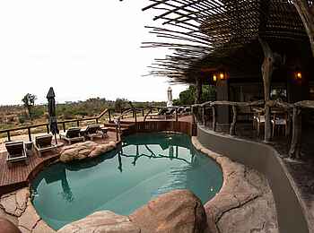 Jock Safari Lodge – Main Lodge: Pool von Hauptgebäude