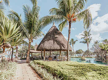 La Pirogue: Eine Lounge am Pool La Pirogue: Eine Lounge am Pool