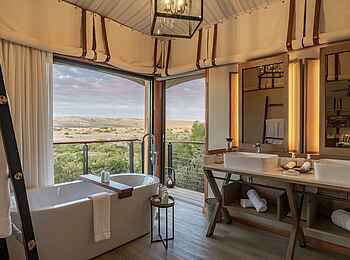 Sindile Luxury Tented Camp: Das luxuriöse Badezimmer Sindile Luxury Tented Camp: Das luxuriöse Badezimmer