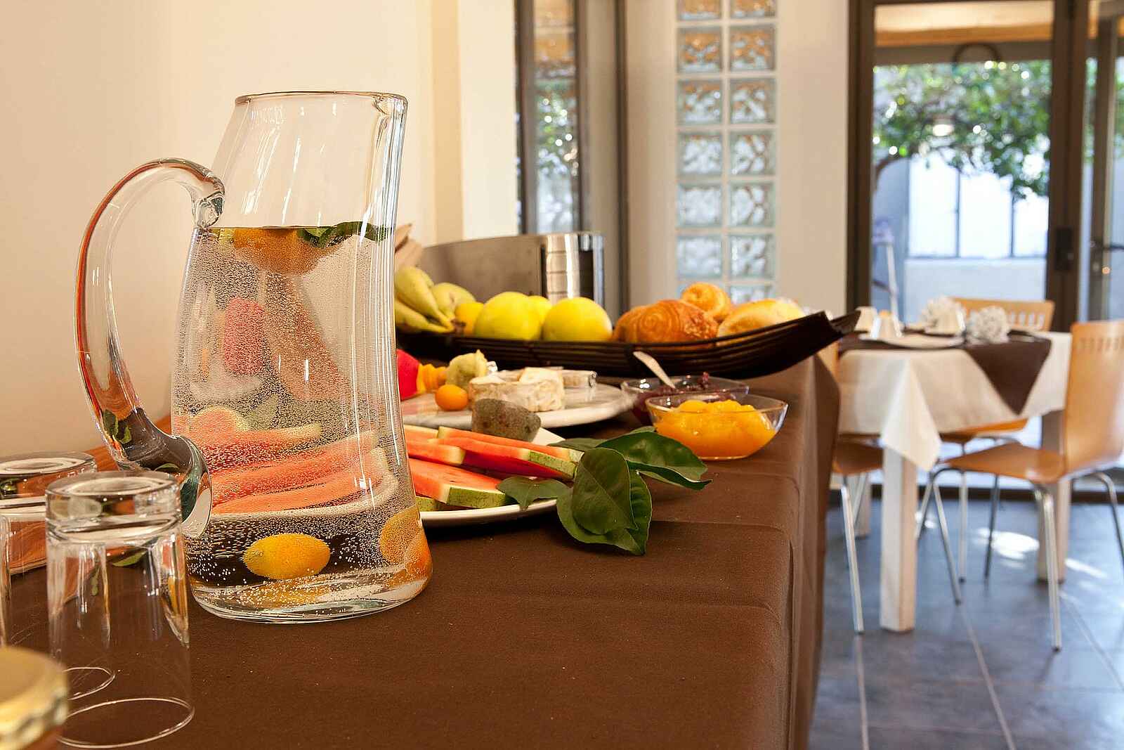 Villa Violet: Frühstücksbuffet Villa Violet: Frühstücksbuffet